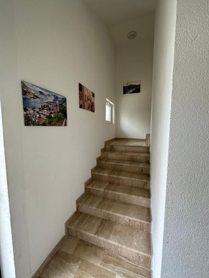 Irina Centre Apartment Podgorica Luaran gambar