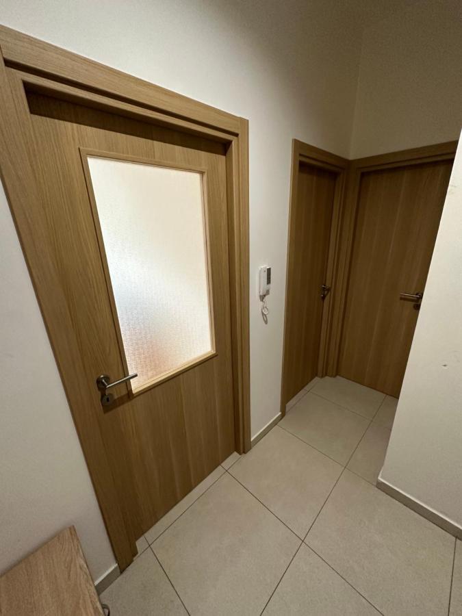 Irina Centre Apartment Podgorica Luaran gambar